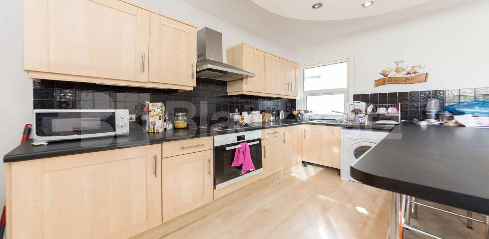 Modern Sharers Apartment Willesden Lane, Kilburn